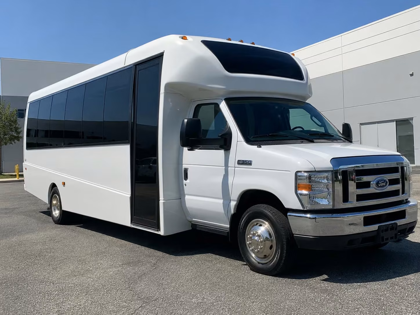 18 passenger minibus
