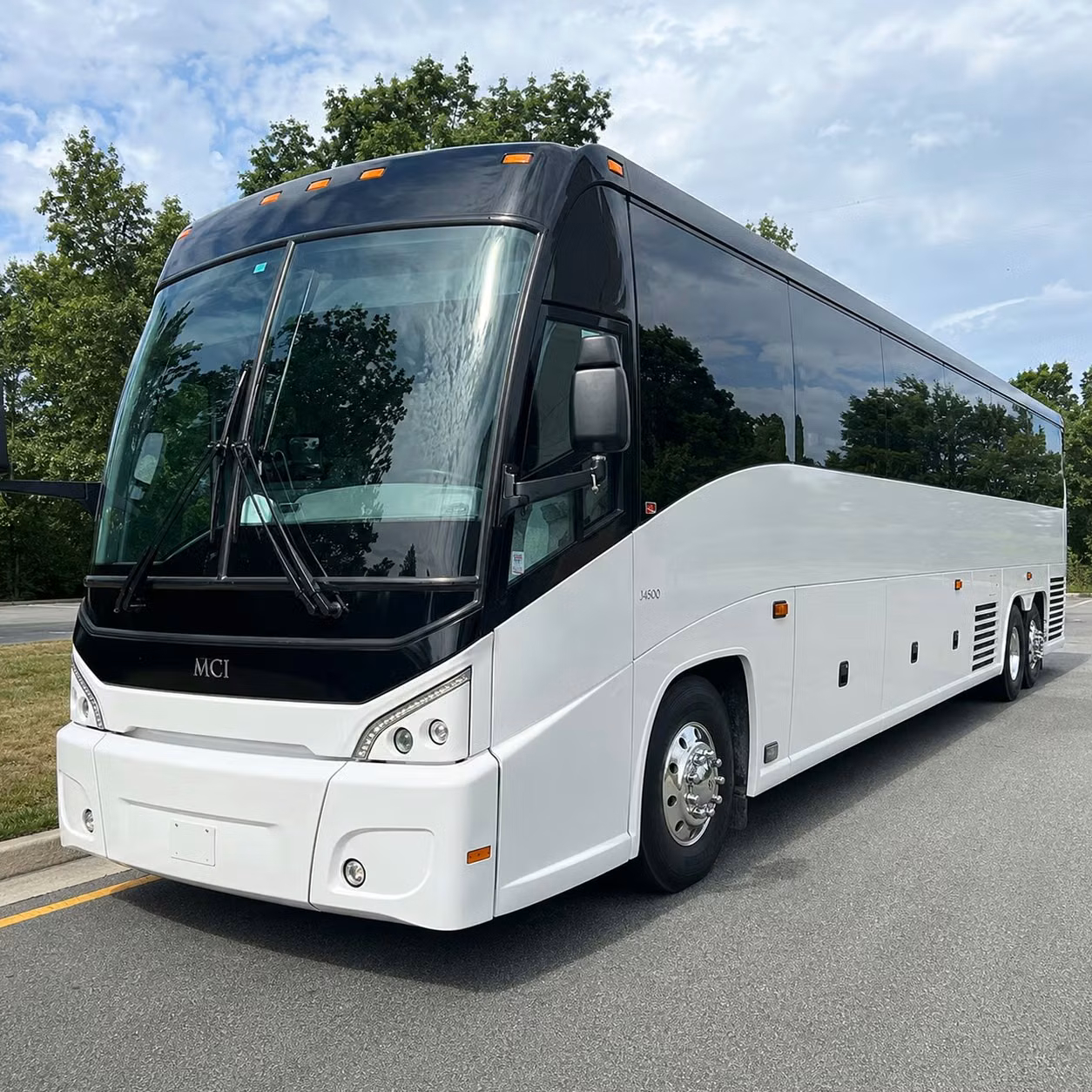 multi day kissimmee bus rentals for school groups sports teams and religious organizations